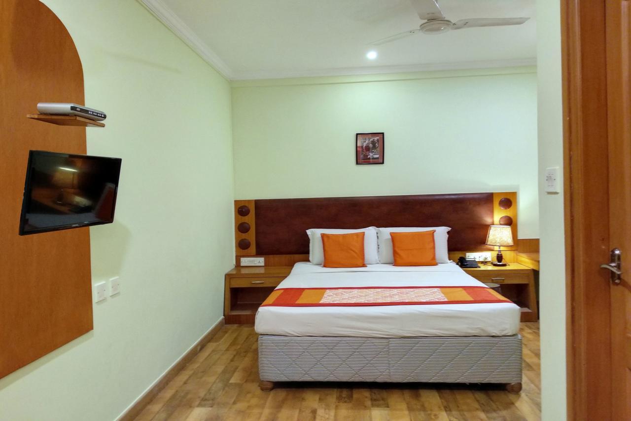 Oyo 6110 Thalassa Suites Bangalore Eksteriør bilde
